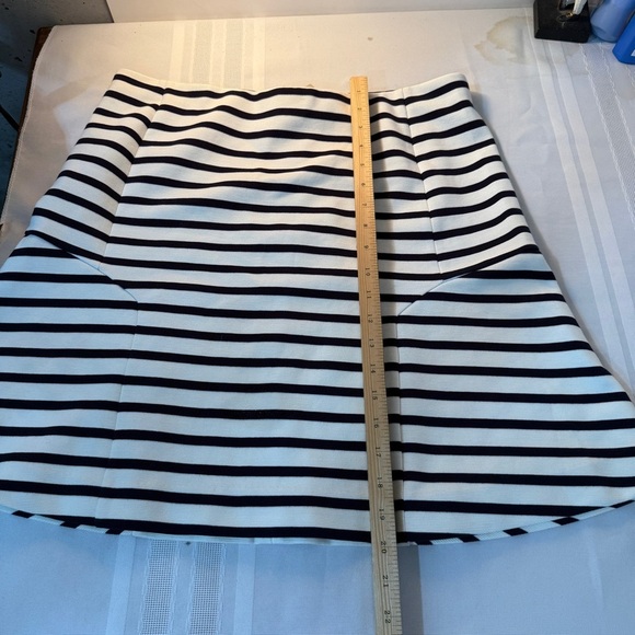 Ann Taylor mini midi skirt Black white A-Line Full Flare stretchy brand new 12 - Picture 8 of 8